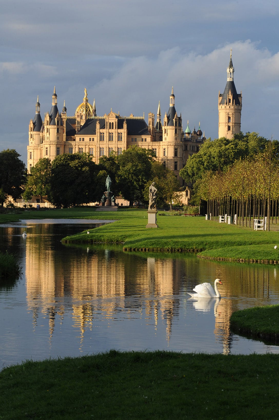 TOURIST-INFORMATION Schwerin - Gruppenreise-Portal